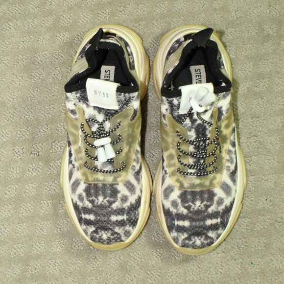 Steve Madden NY90 Myles Women's 6.5 Black White Platform Cloud Sneakers - Picture 2 of 6